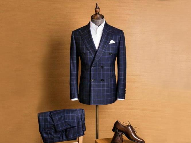 靓雪  意大利品牌面料西服套装