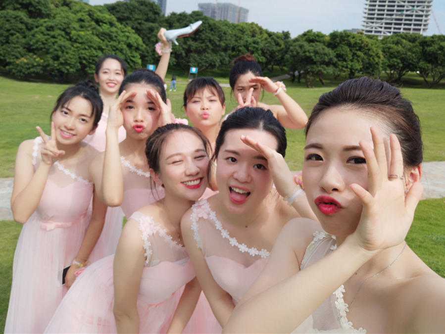 婚礼记优惠特推总监档全天跟妆＋妈妈妆＝1888