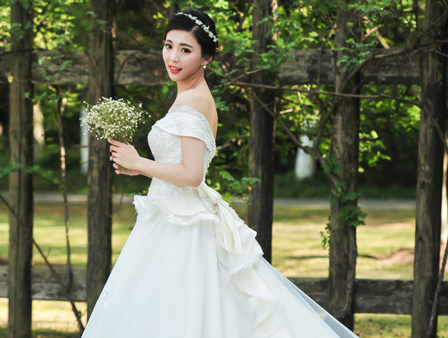 【绣阁嫁衣】设计感爆棚的腰间花长托