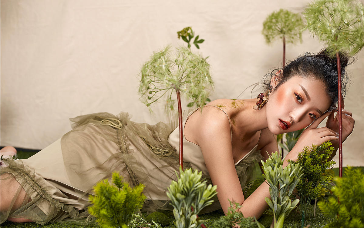 【曼视觉】高端定制套系12服12造