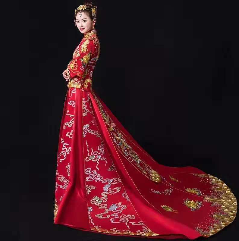 【霸气侧漏女王范儿】中式拖尾仪式租赁 