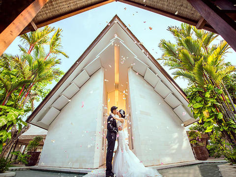 【巴厘岛 海教堂】天空之镜婚礼+补贴机票