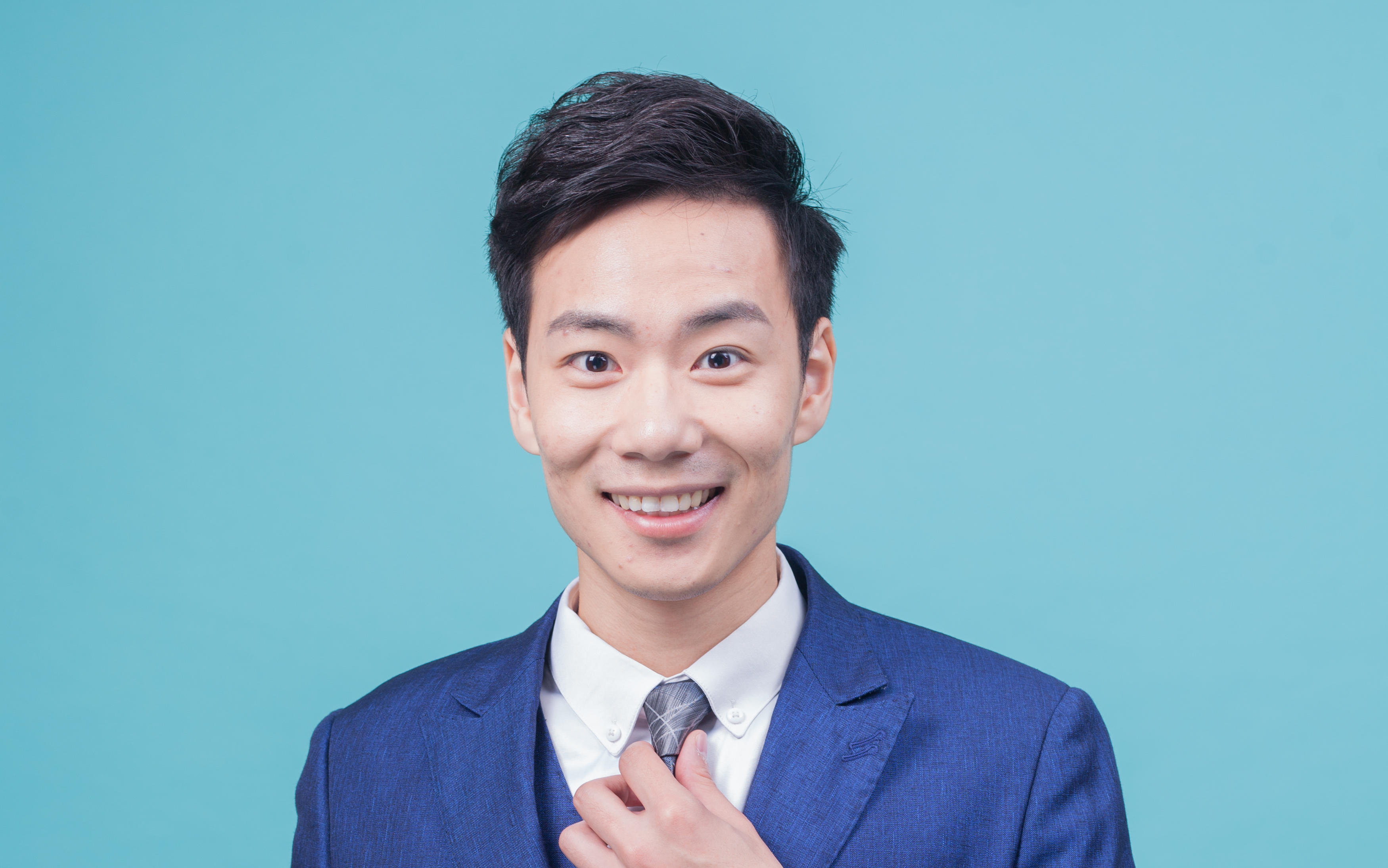 【超值】电台主持+全画幅摄像双机位+婚礼执行团