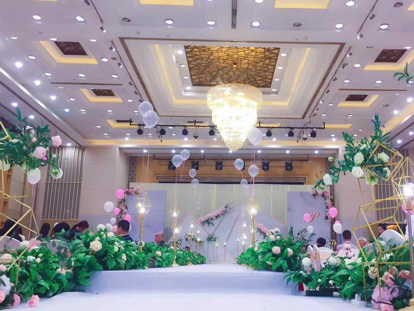 [花悦.婚庆】清新实惠套餐