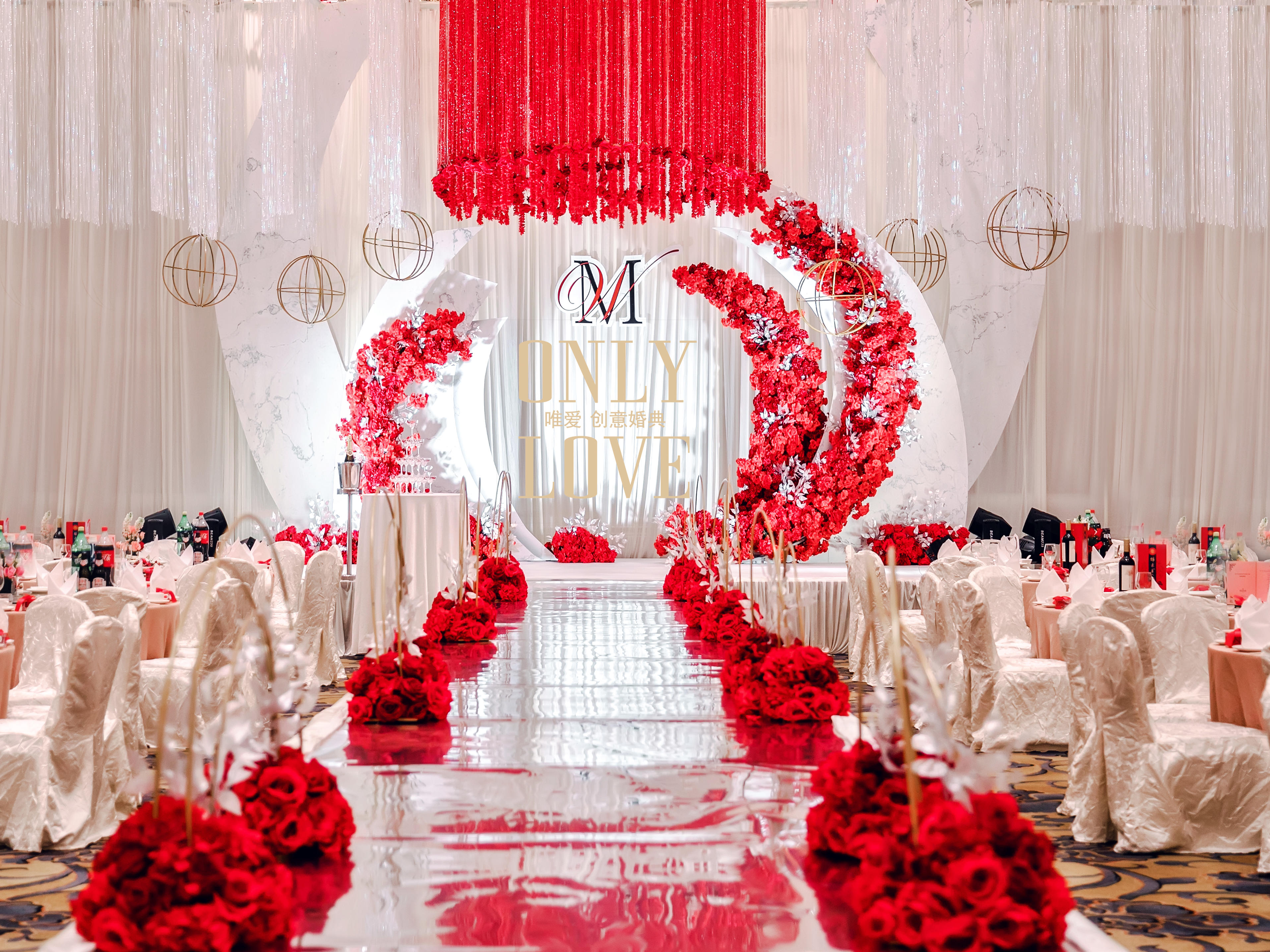 2018大热红白撞色大理石风格