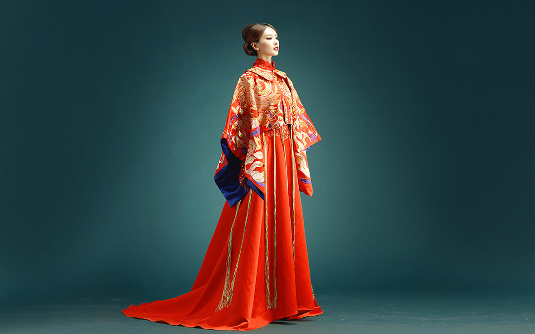 【佟丽娅同款】汉服风韵的秀禾服 中式婚礼大气拖尾