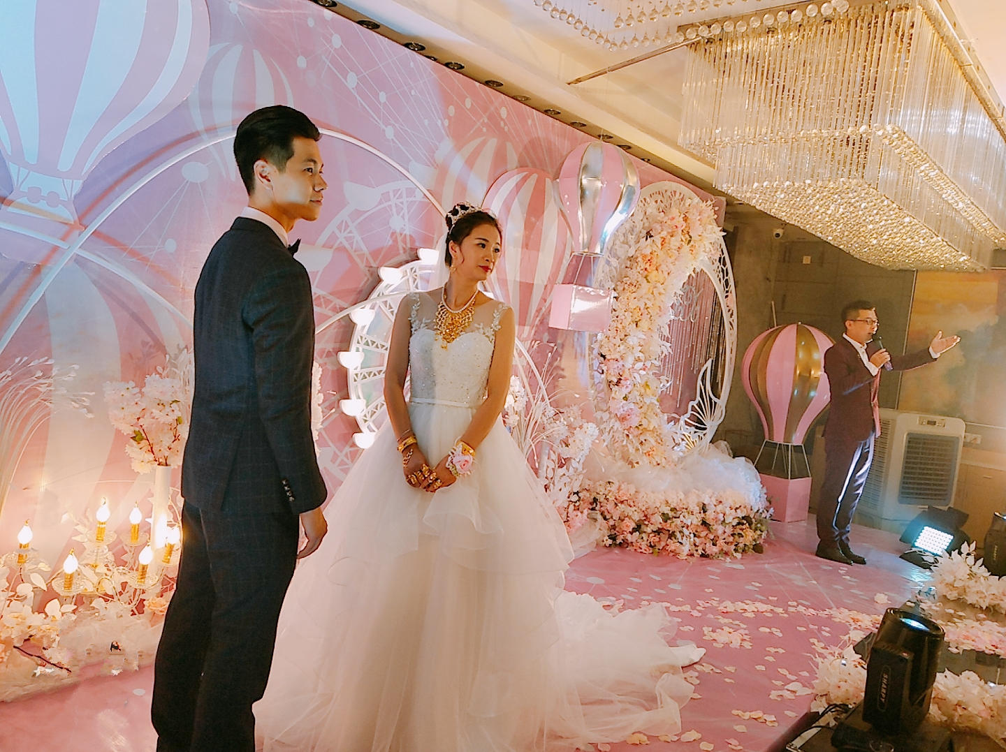 新尚主艺｜苗声[手中的话筒 心中的方向]