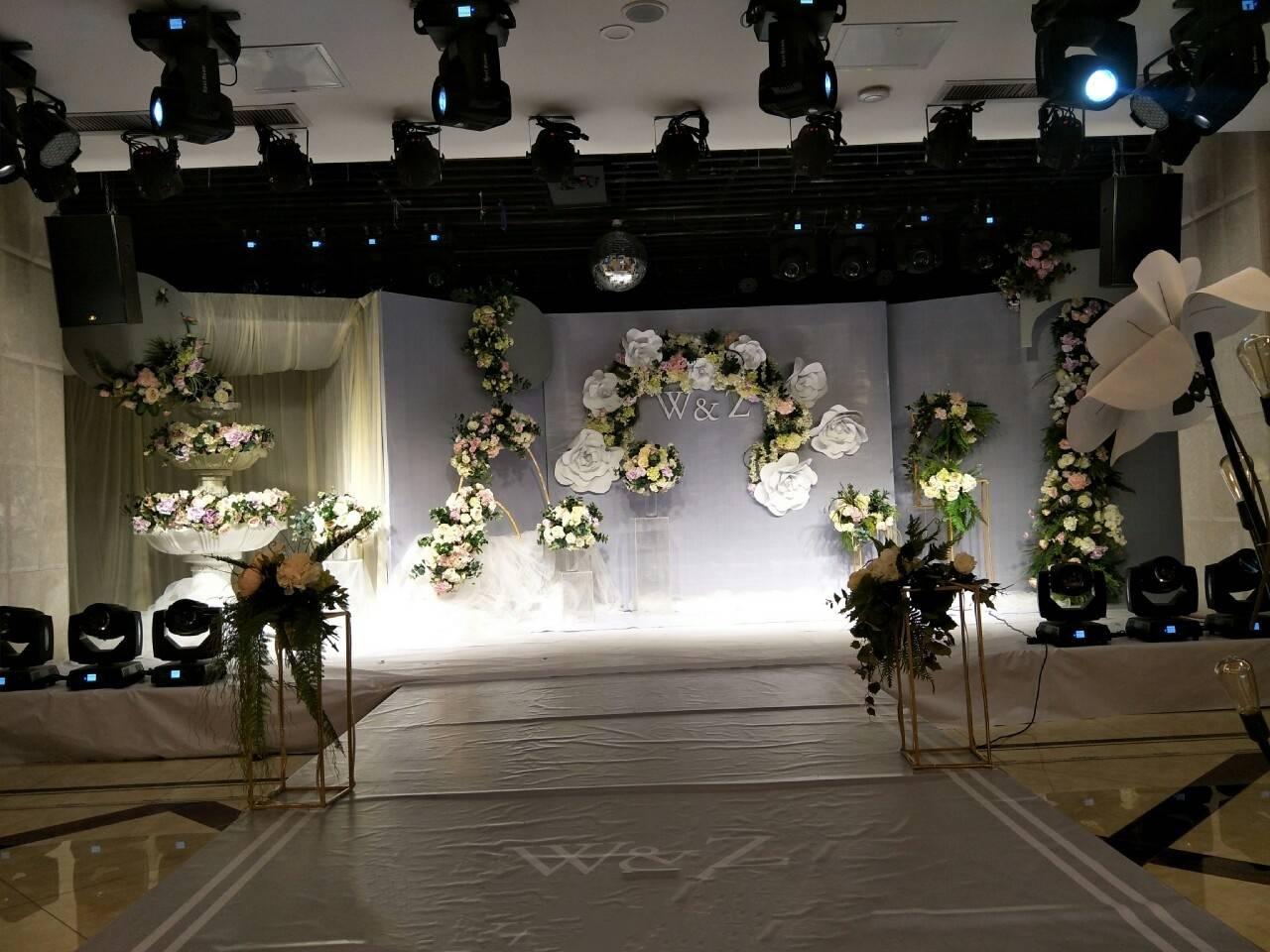 【爱度一生婚礼会馆】简约灰色系+婚纱四件套