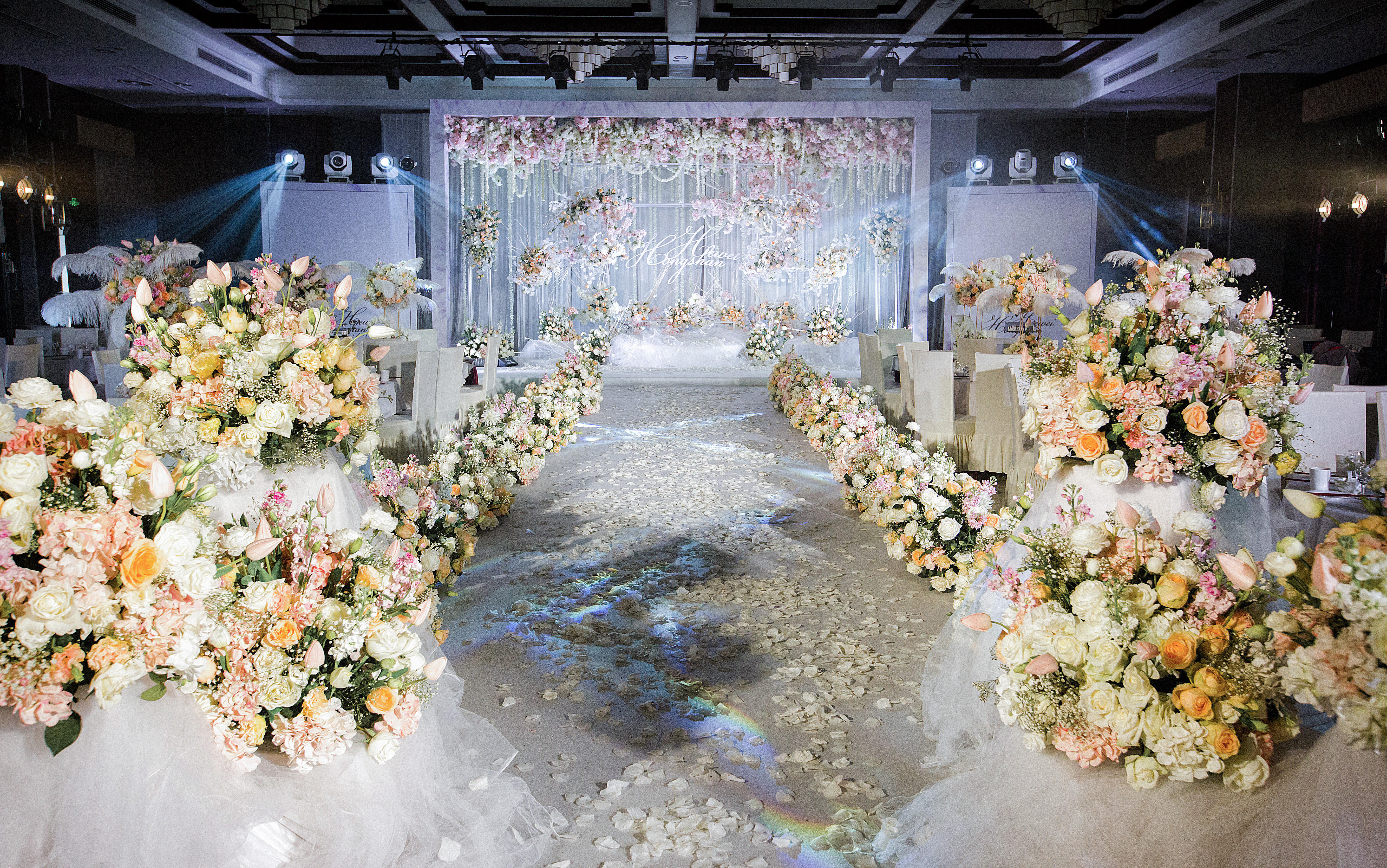 平淡和你相守到老，老到我们哪也去不了