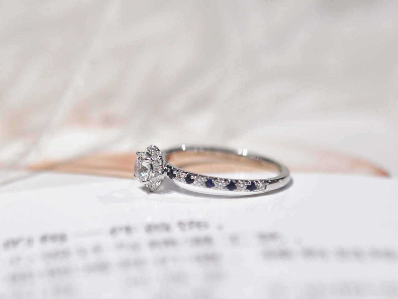 blue -2018弗珞唯新款蓝宝石戒托钻戒