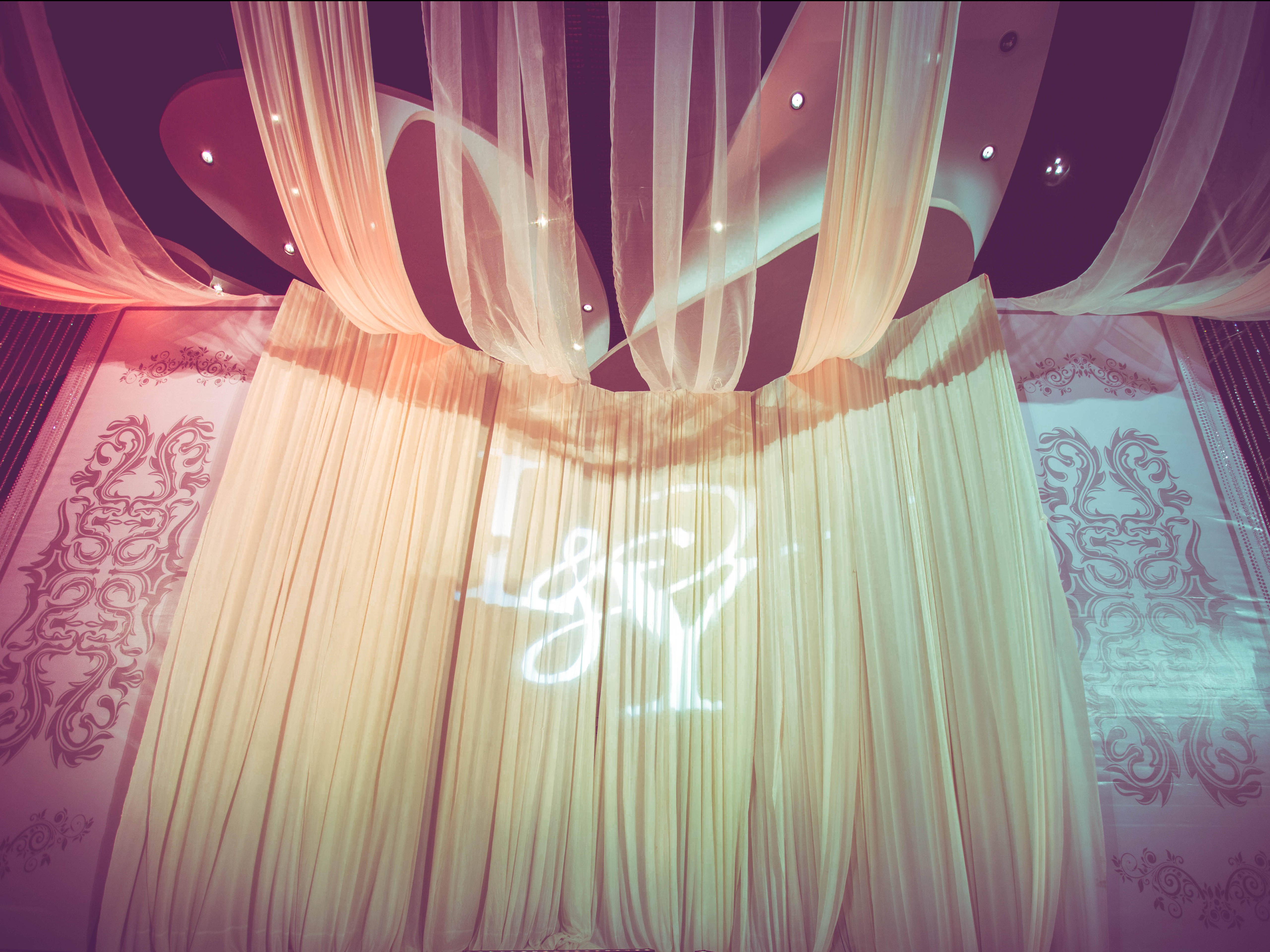 唯尼婚礼【 东港国际会议中心】《遇》