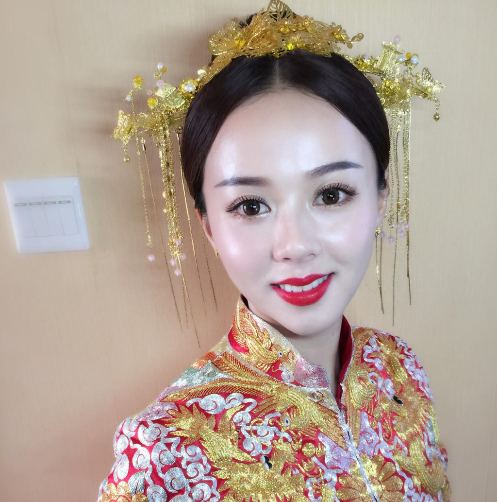 【莎莎超值跟妆婚纱跟妆】全天跟妆+出门纱/迎宾纱