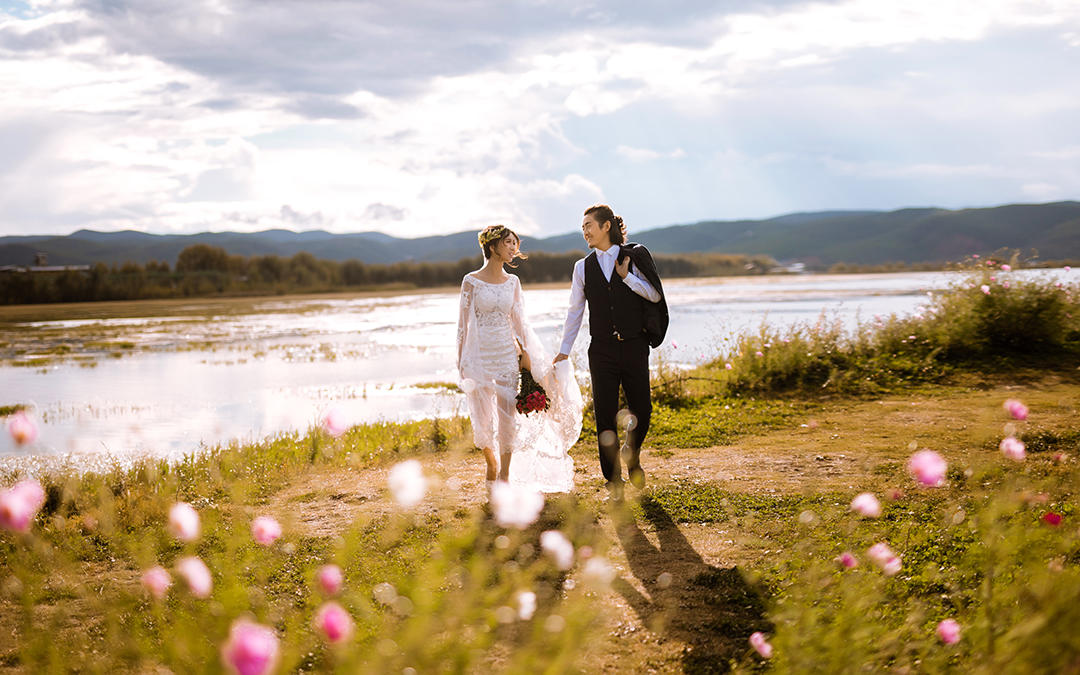 三木映画【丽江蓝月谷+束河古镇+季节花海】定制