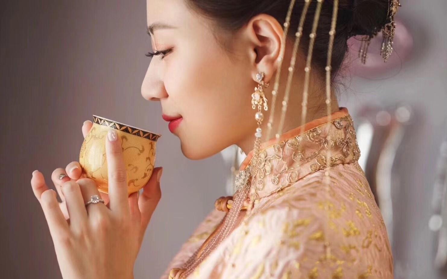 【漾】婚礼跟妆 礼服定制马来袍