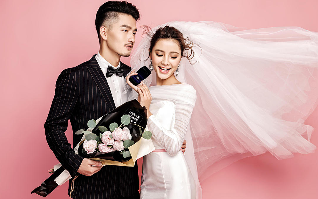 先拍后付+私人定制+底片全送+鮮花造型