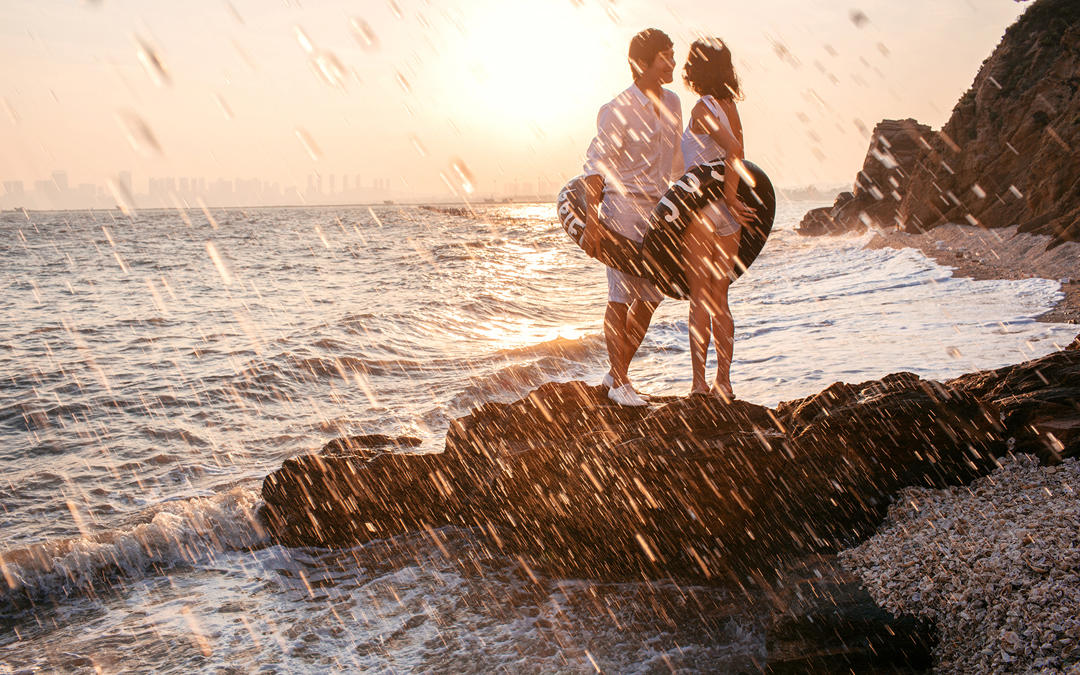 爆款拍遍麗江男女12套服裝+雪山網(wǎng)紅教堂+夜景