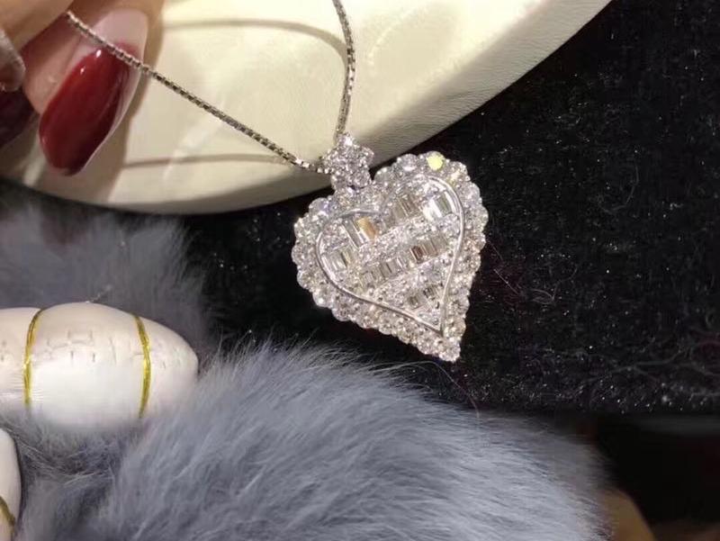 RICHO瑞臣珠宝钻戒定制专家婚庆大套装