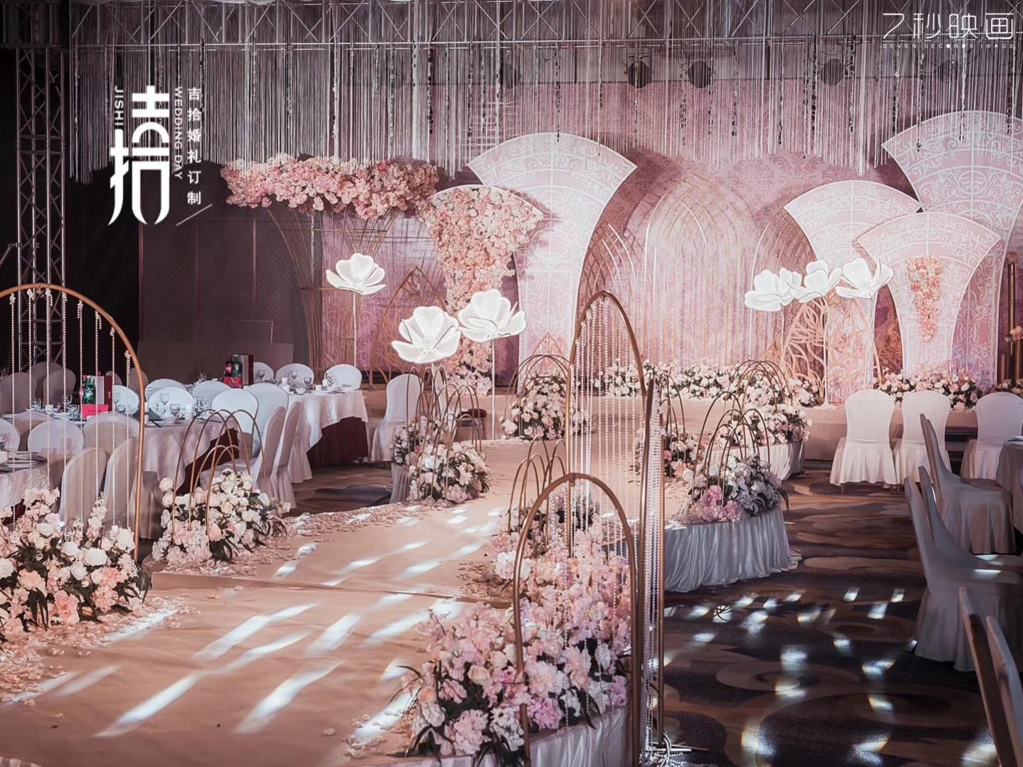 唯美婚礼  主持、摄像、灯光、大屏全套婚礼