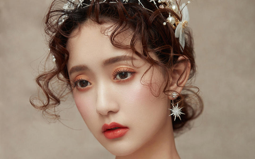 【好评如潮】甜蜜暴击少女系婚纱照造型