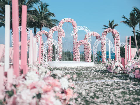 海边草坪婚礼 | 粉色花园