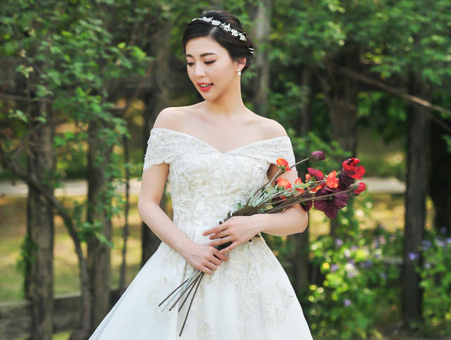 【绣阁嫁衣】欧式金色优雅大气长托 森系婚礼必选款