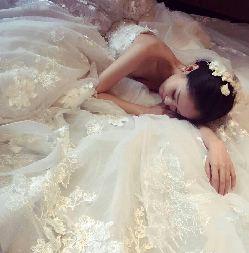 【心动价四件套】仪式纱+敬酒服+伴娘服