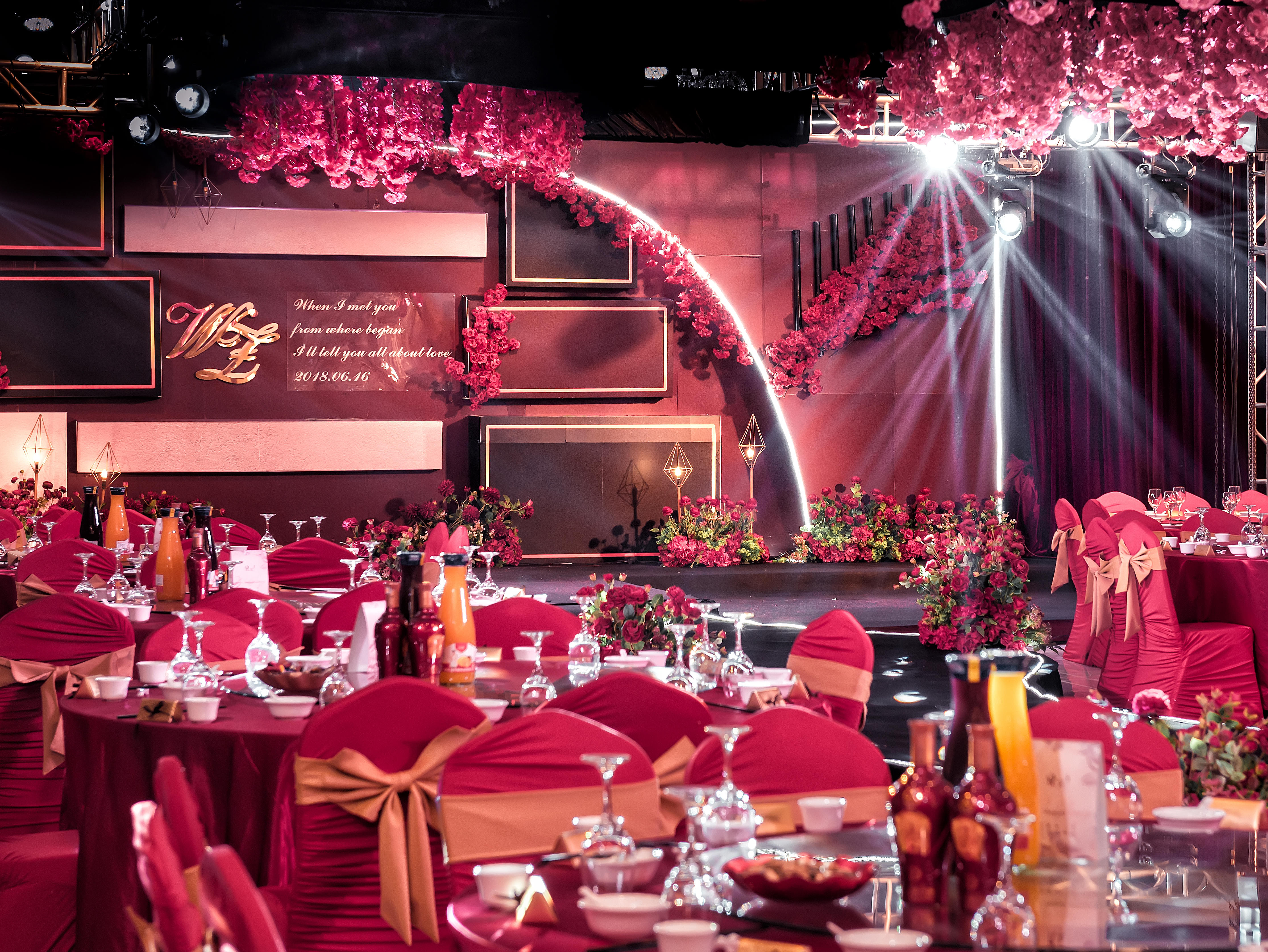 【红黑简约】时尚大气的红与黑-铂爵宫获奖作品