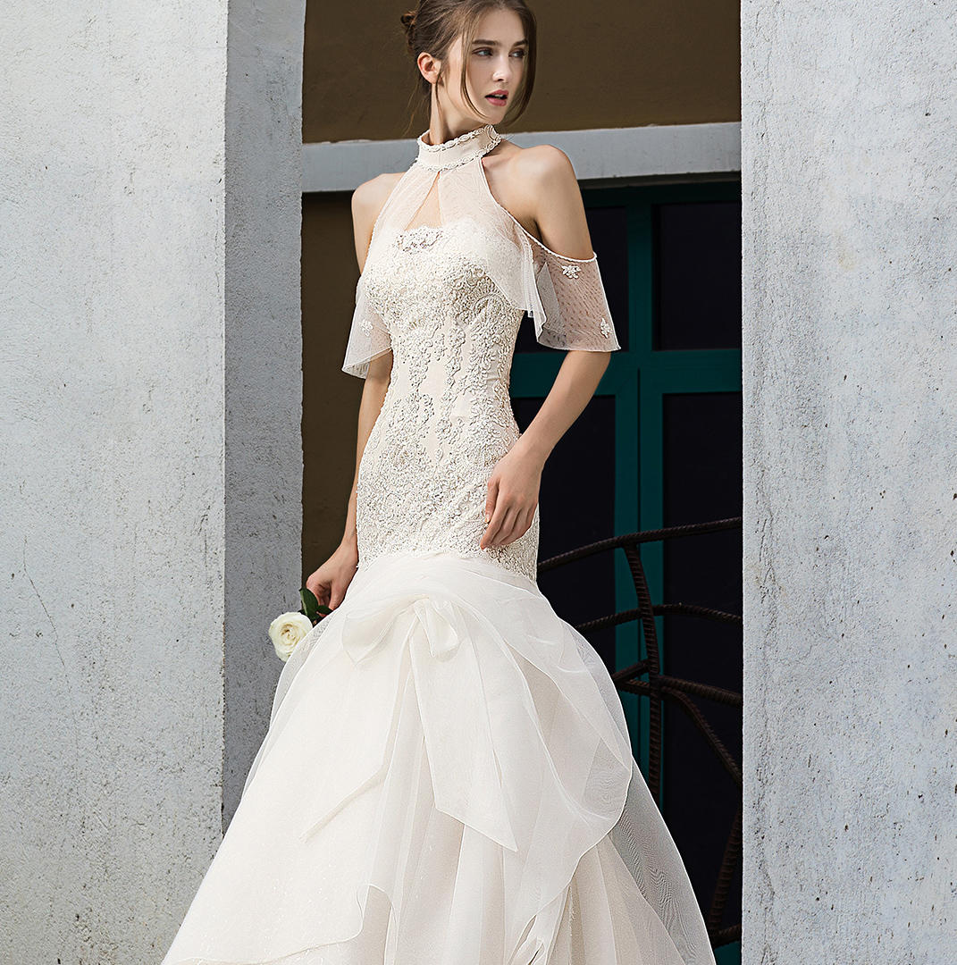 【限时抢】免费试纱！婚纱+跟妆，再送2件伴娘服