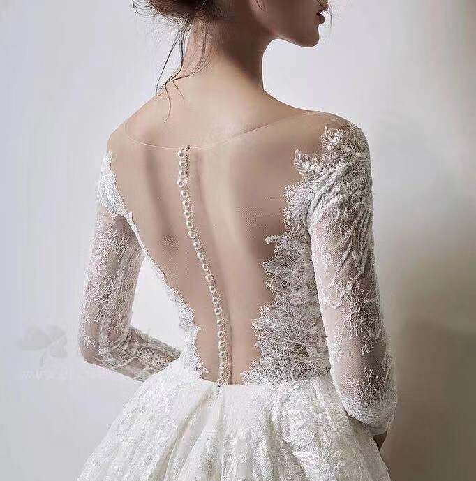 Lovest艾维斯婚纱 套餐