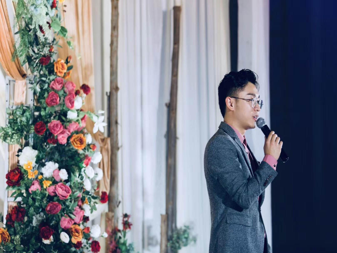 【人气好评】仪合团资深档主持陈孝哲