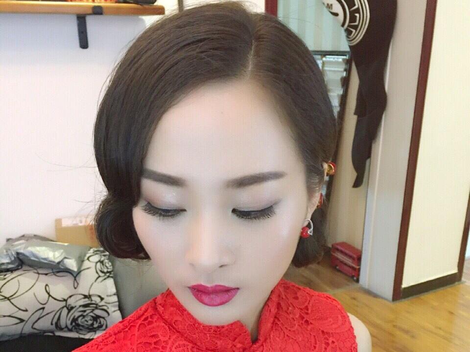 可上门服务：回门妆/答谢妆/订婚妆 +饰品 