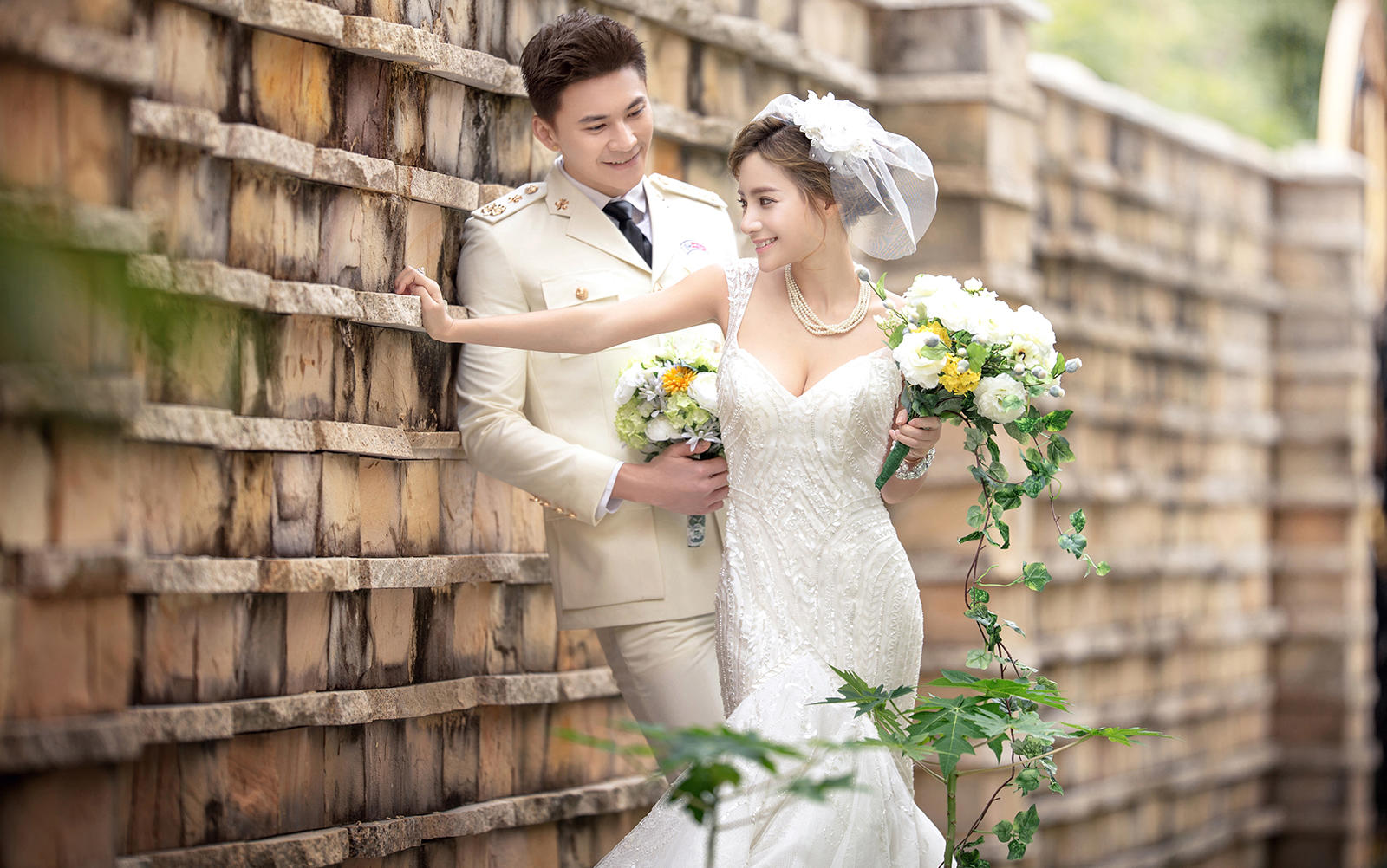 【木西婚纱】【店庆爆款】 8服8造3880 ！