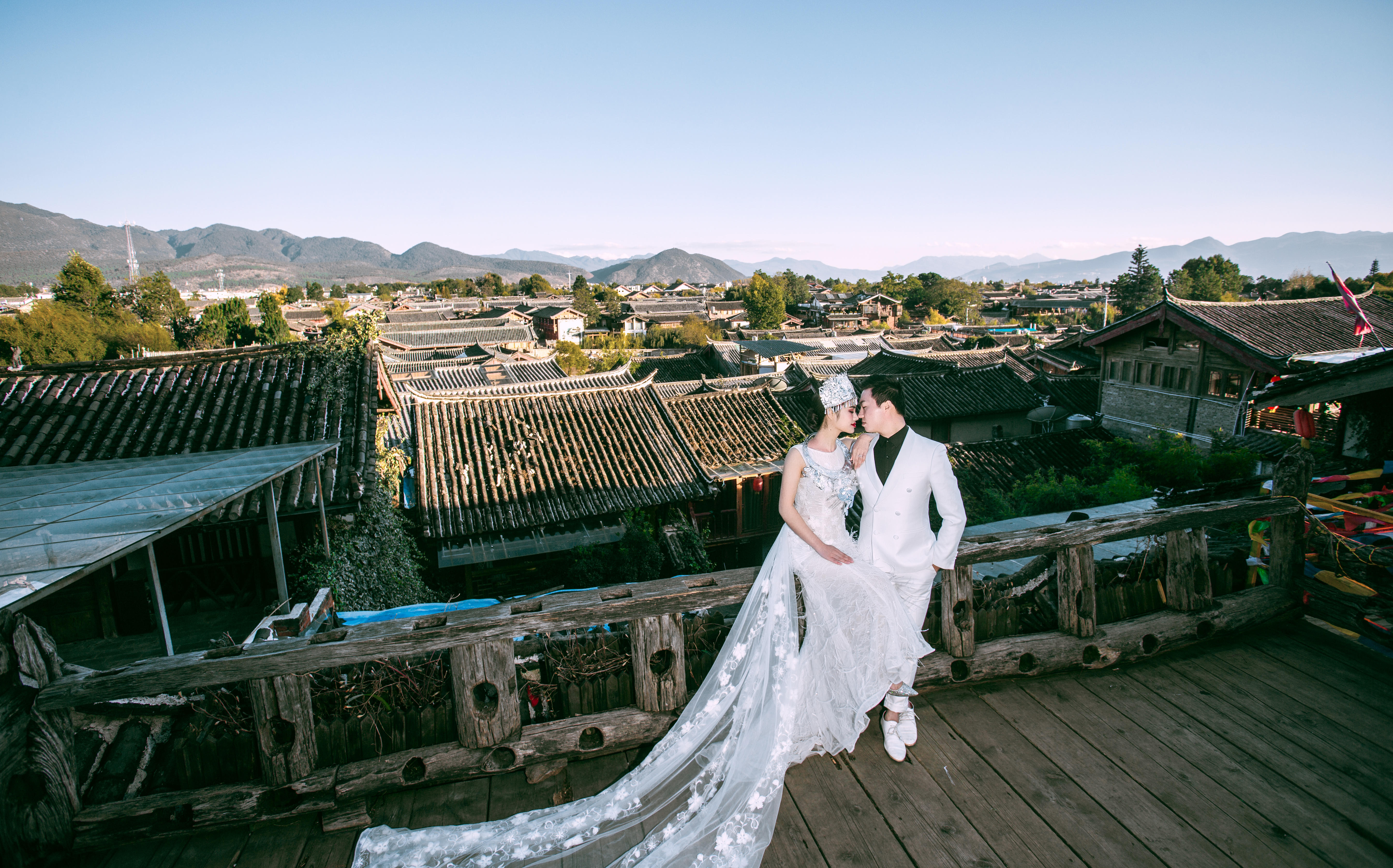 巷口摄影丽江旅拍婚纱照      