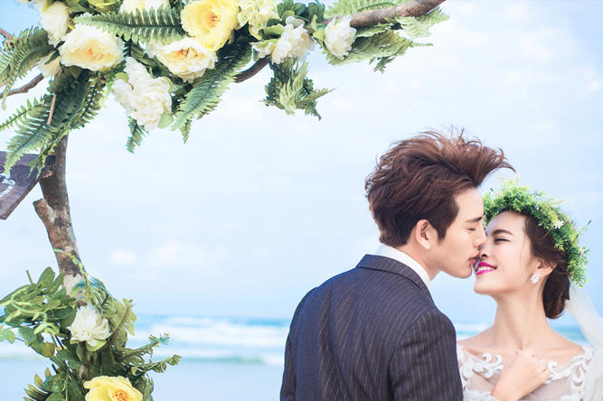 【雙影像】電影劇情風格6服6造 拍攝兩天 海景照