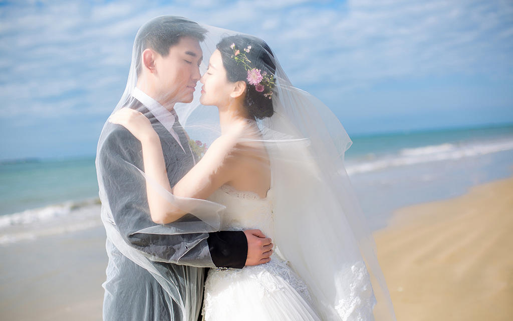 【凤凰印象】秋季婚博会10服10造+底片全送