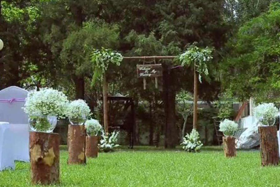 MRK高端映像定制机构——户外婚礼双机位