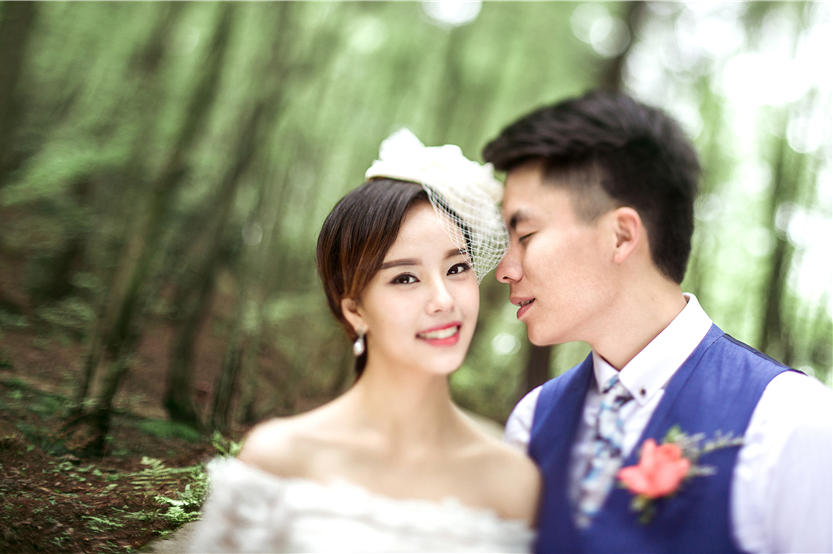 贵阳嘉禾视觉丽江婚纱照一价全包
