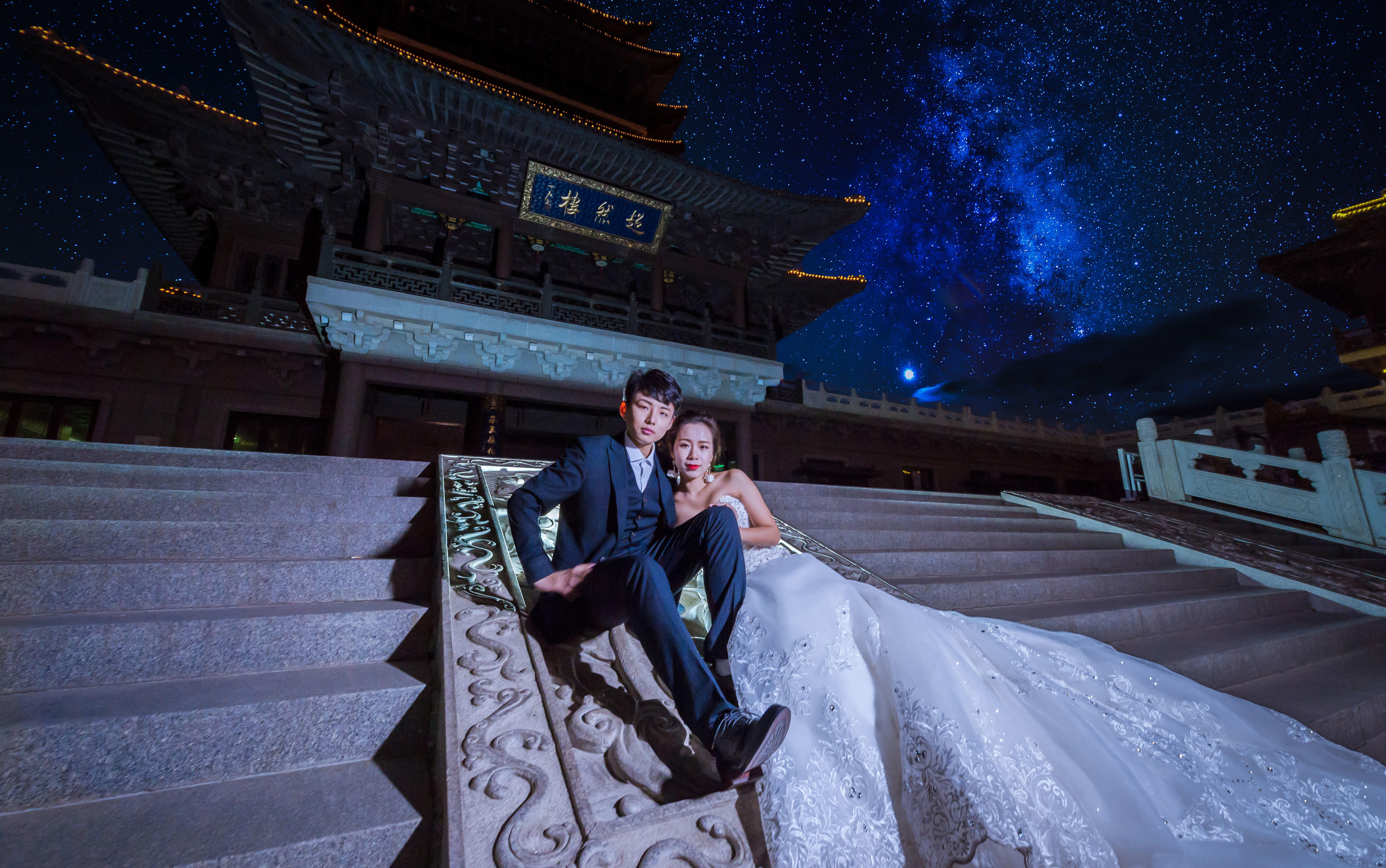 YIZE丨【 高端韩式纯色婚纱照 】