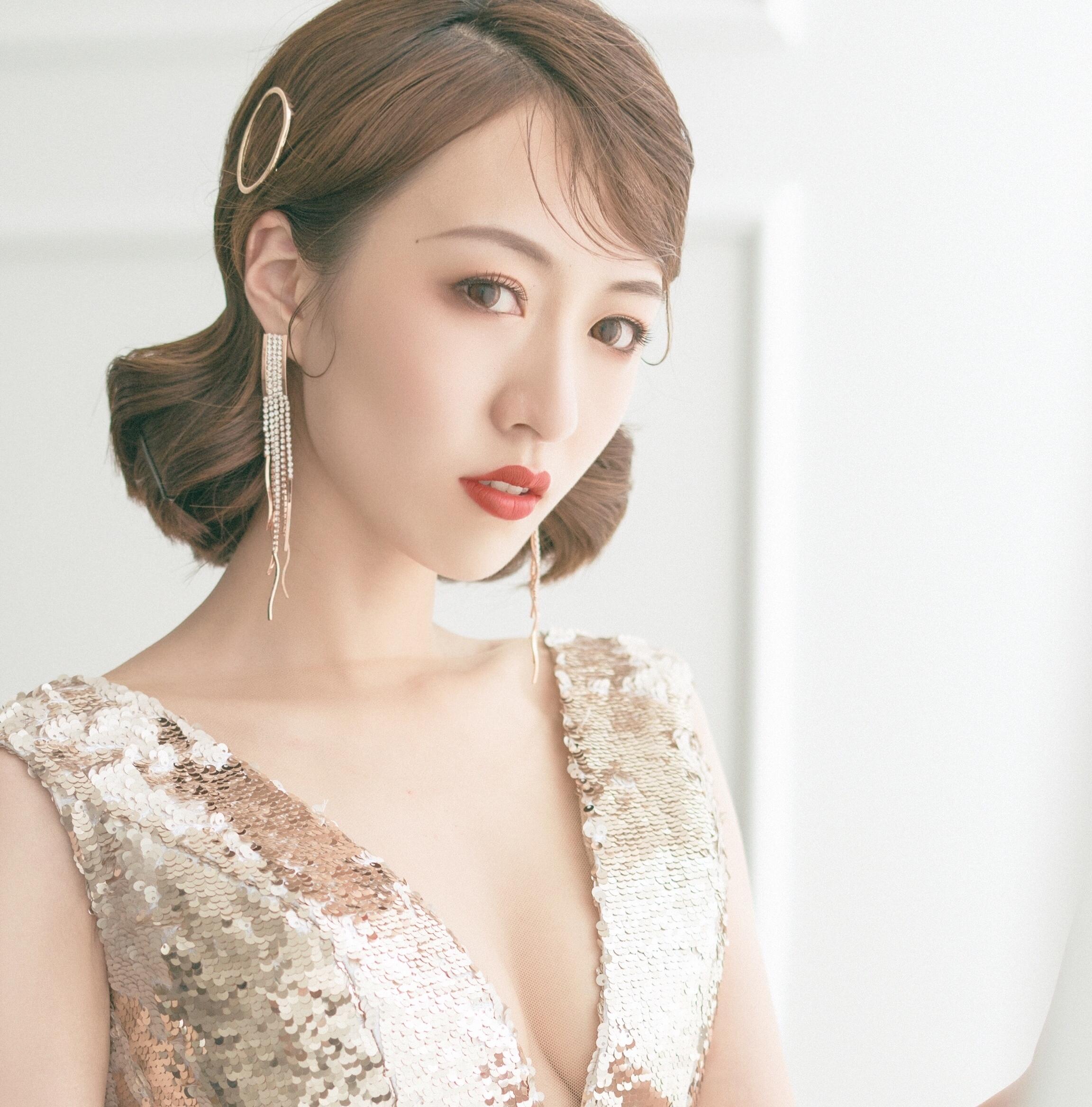 【独角兽高级婚纱定制】资深化妆师新娘造型
