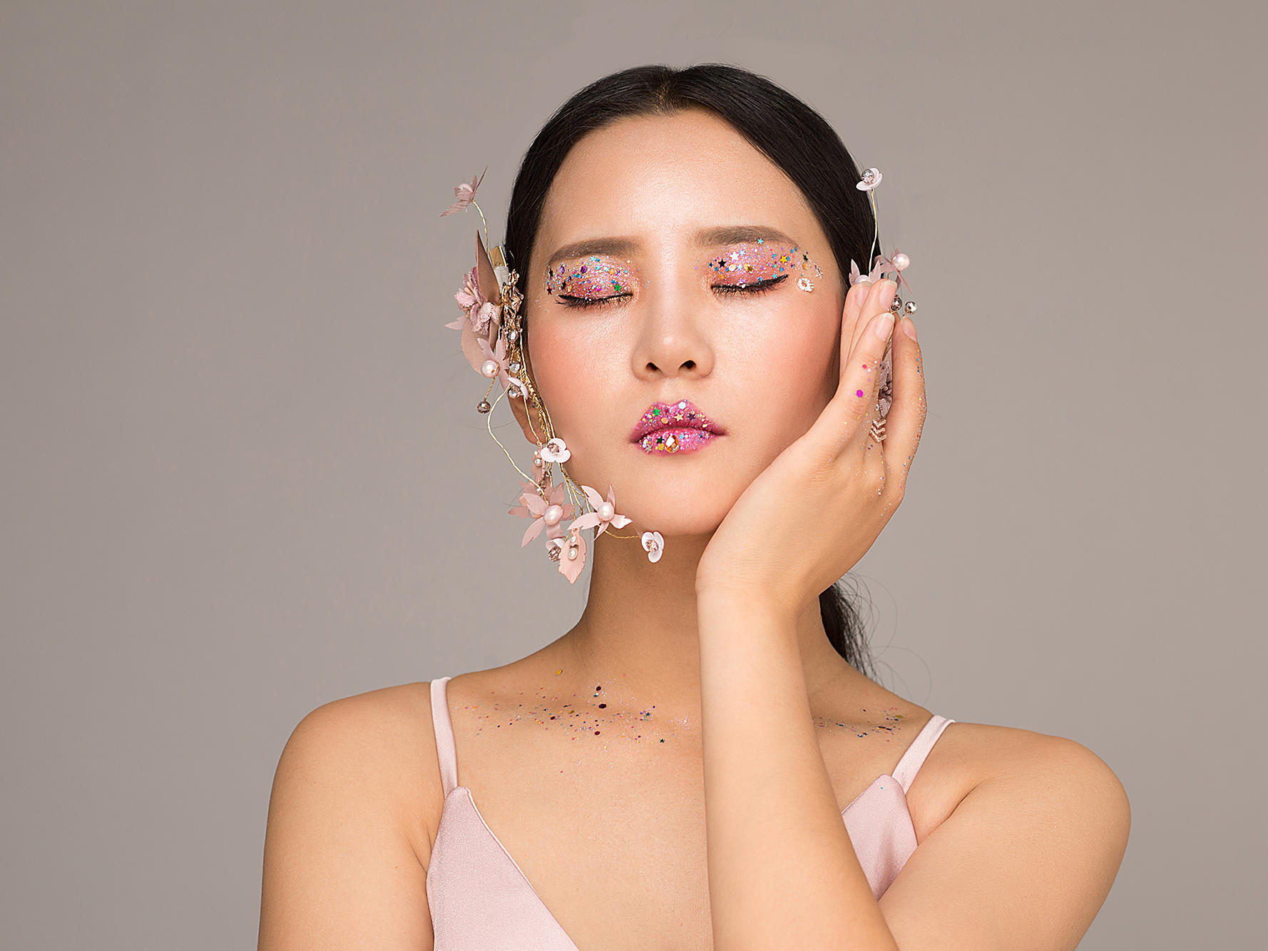 资深档全程跟妆+3个造型自然唯美 送妈妈妆