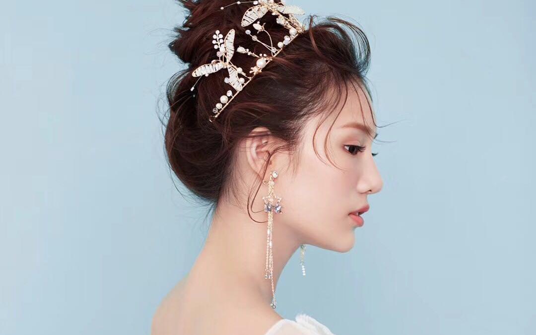 女神必资深档全程跟妆2妆造+头饰两套+伴娘妆