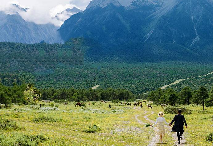 麗江束河古鎮(zhèn)民族古色純拍