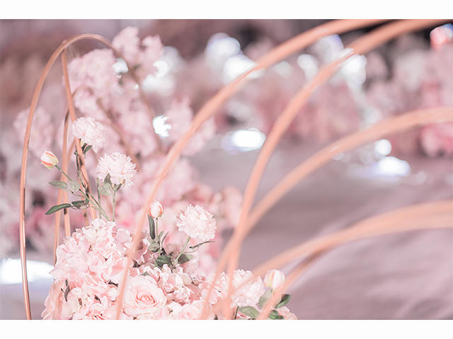 大型粉樱造型花艺  让你的少女心砰砰砰跳起来