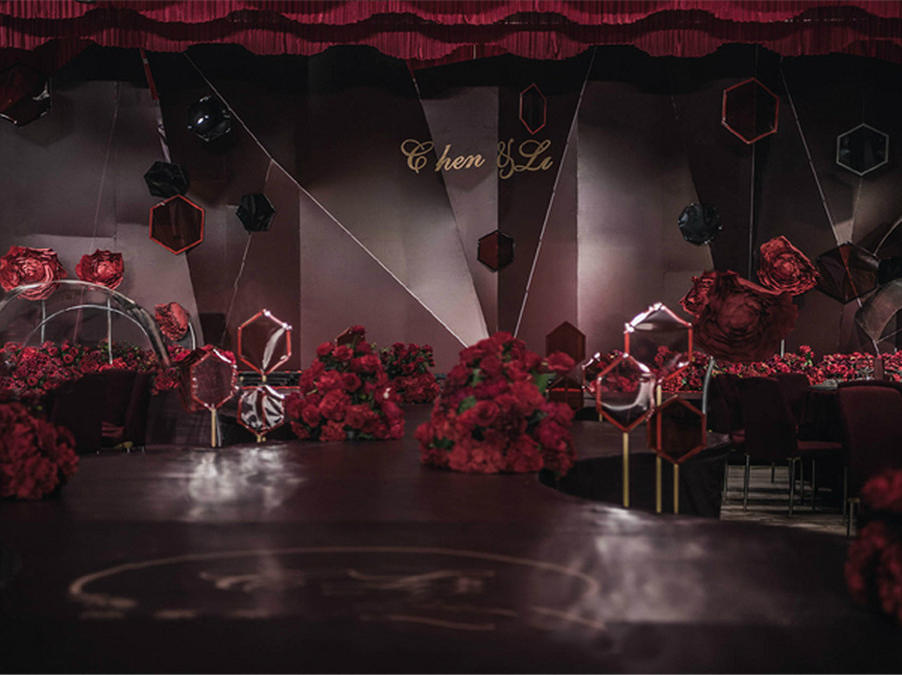 《红黑色系主题婚礼》高端华丽，奢华时尚