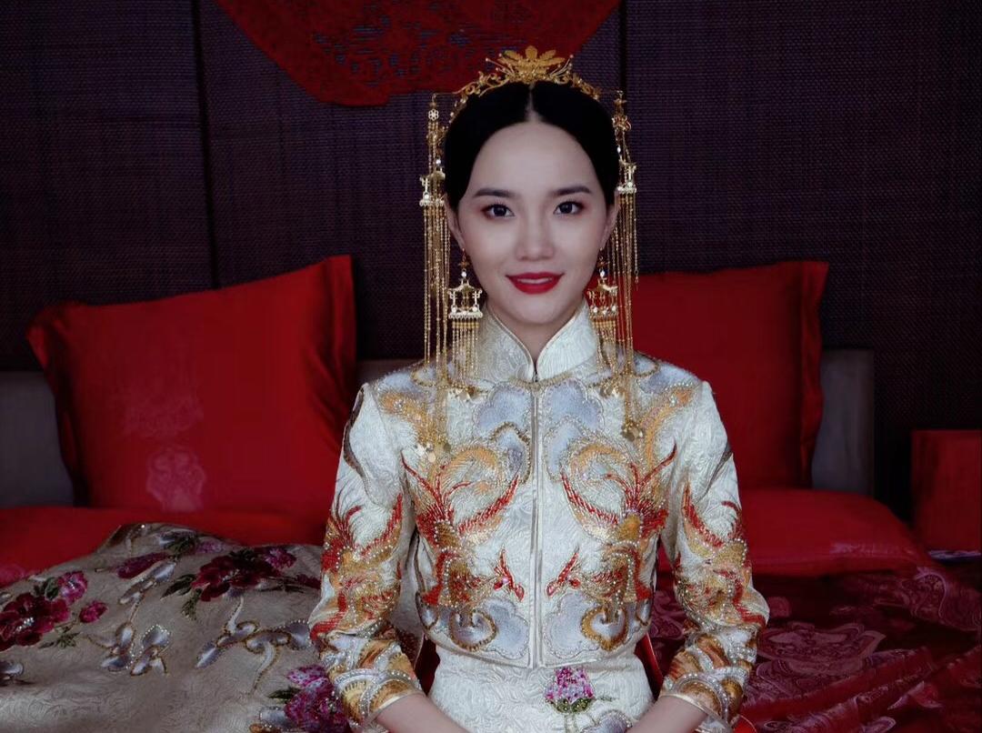 资深婚礼跟妆晚宴送亲友妆