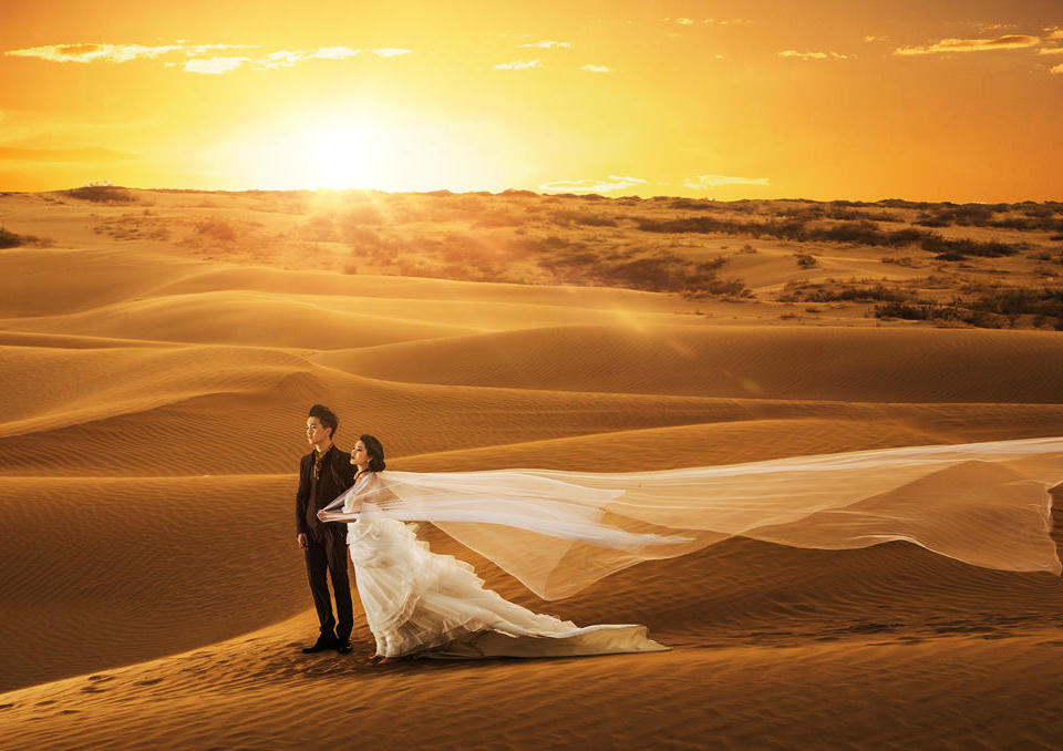 西部沙漠旅拍——火，风，沙，流动着的你留下的神秘
