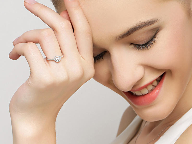 【久福源珠宝】心有所属-18K白金钻石结婚戒指