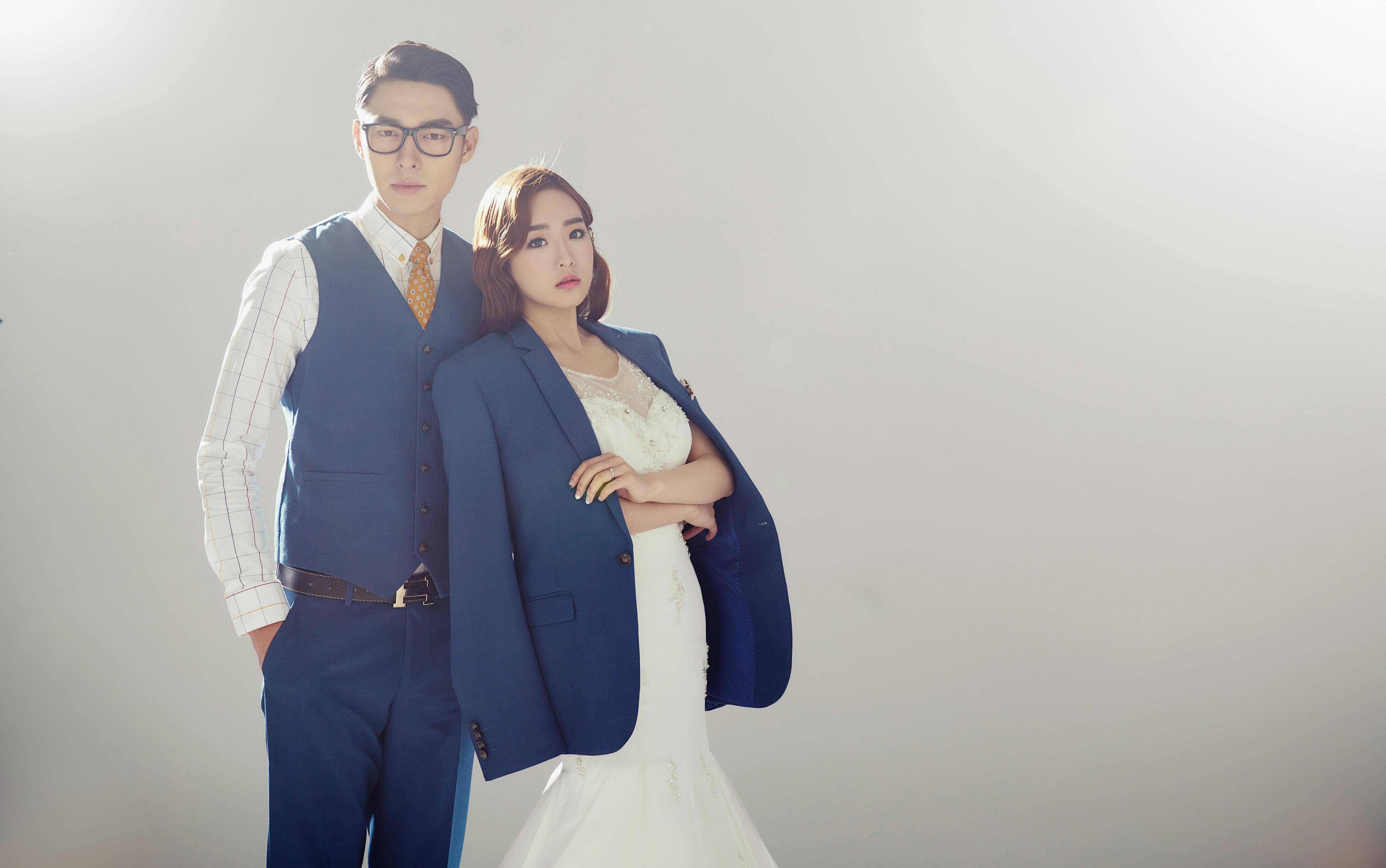 YIZE丨【 高端韩式纯色婚纱照 】