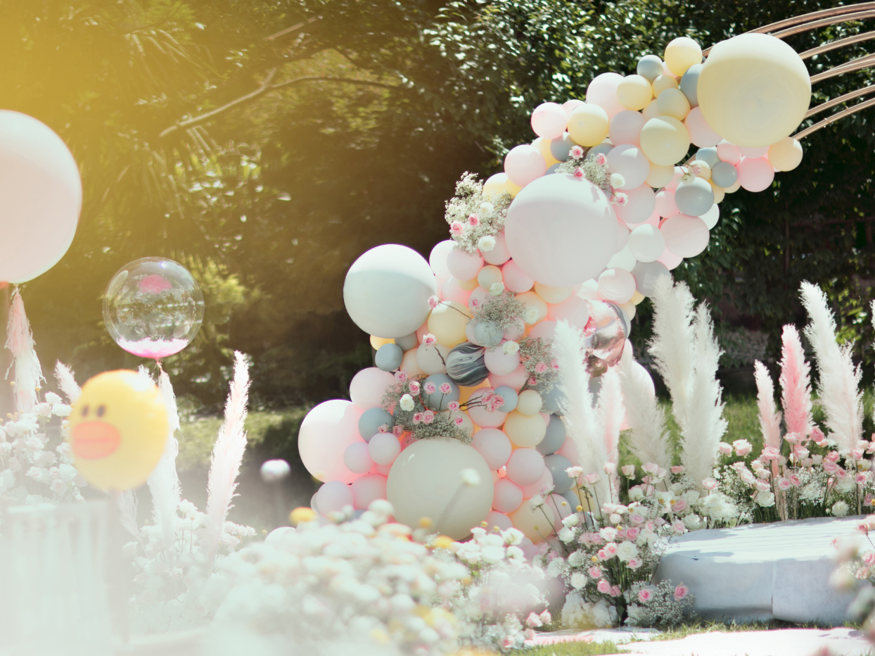 【布朗熊与可妮兔】户外马卡龙色系小清新气球婚礼