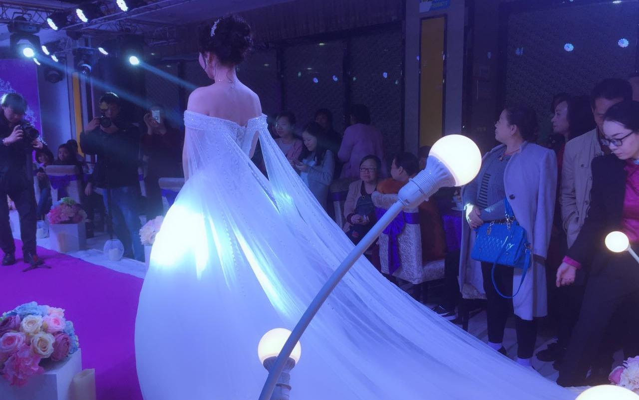 御纱阁婚纱礼服馆—美美的新娘子